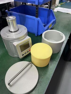 Measure Activity of 137Cs and 131I Radioactive Isotopes Water and Food Radioactive Detector