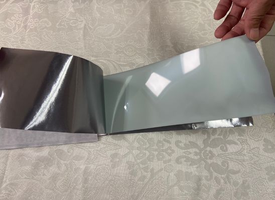 Lead intensifying screen for industrial radiography