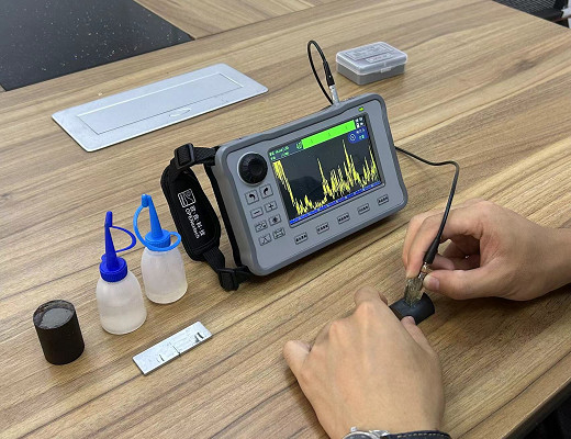 Fast Charging Flaw Detector Ultrasonic With Lithium Ion Battery