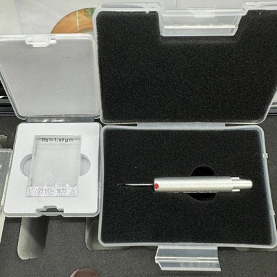 14 Parameters Digital Surface Roughness Tester With 128 X 64 OLED Dot Matrix Display Spectrogram