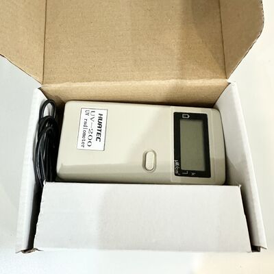 UV-200 Compact UV Radiometer Multiple Wavelength Probes Low Stray Light 9V Battery Powered UV Lamp Irradiance Measuring Instrument